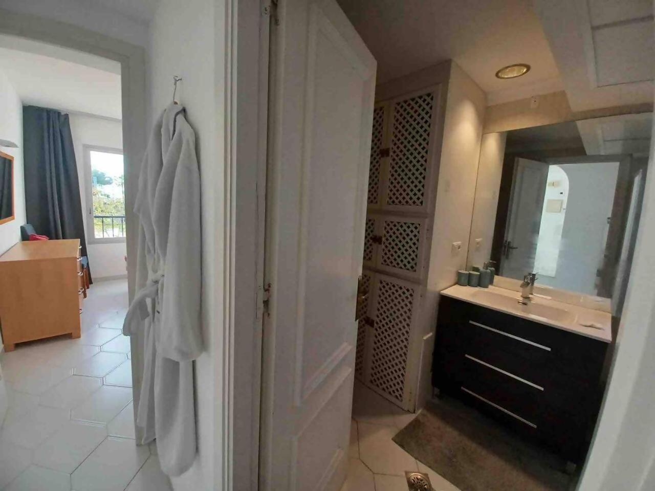 Cozy Apartment In Miraflores Mijas ラ・カラ・デ・ミハス エクステリア 写真