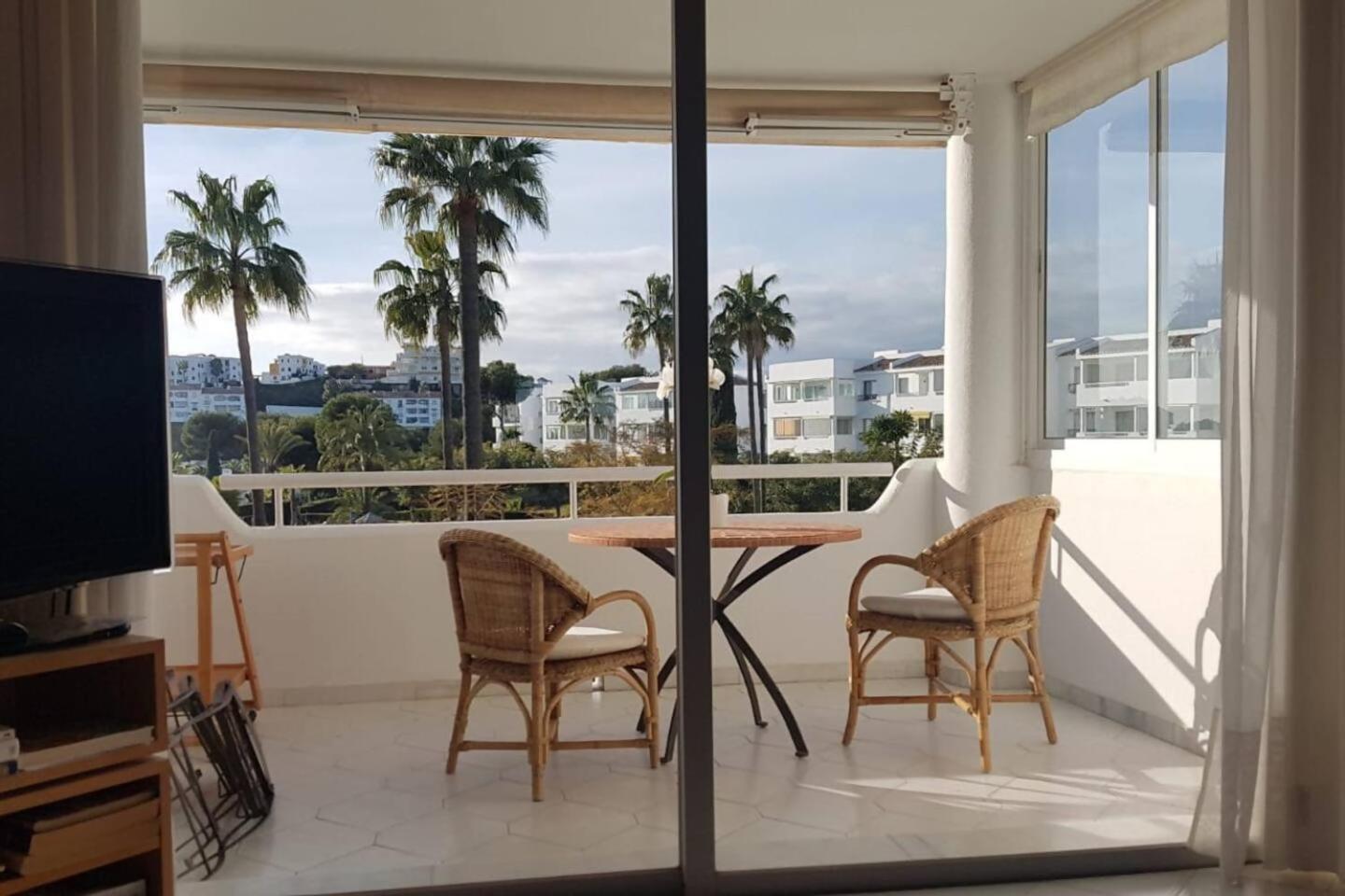 Cozy Apartment In Miraflores Mijas ラ・カラ・デ・ミハス エクステリア 写真